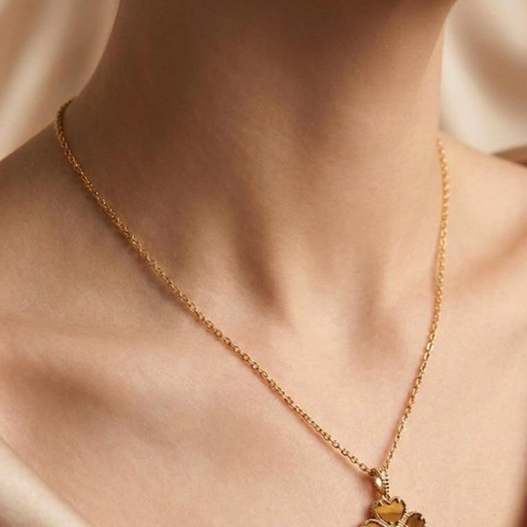 Signature -Short Necklace - Tiger Eye