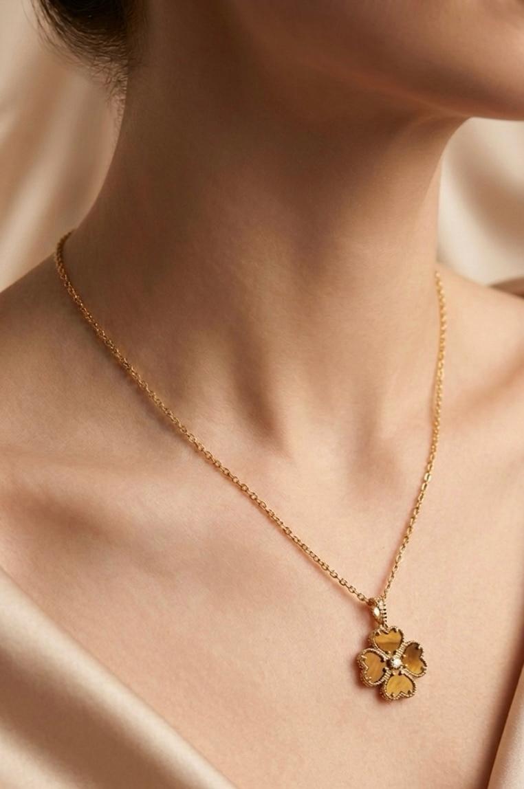 Signature -Short Necklace - Tiger Eye