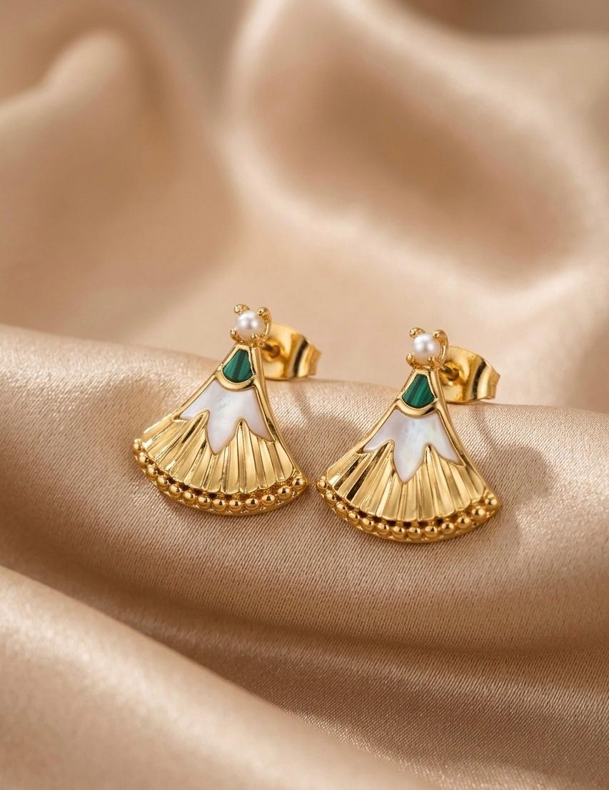 Love spirit Earrings - Pearl