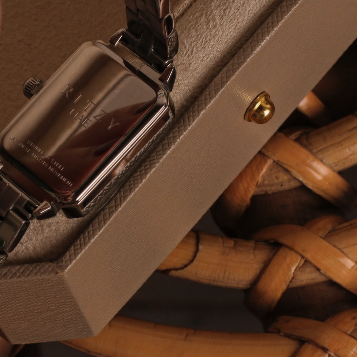 0E6BC2B1-B14A-4712-8828-6B6DF667537E