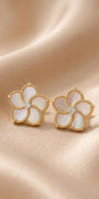 Flora - Pearl Earrings