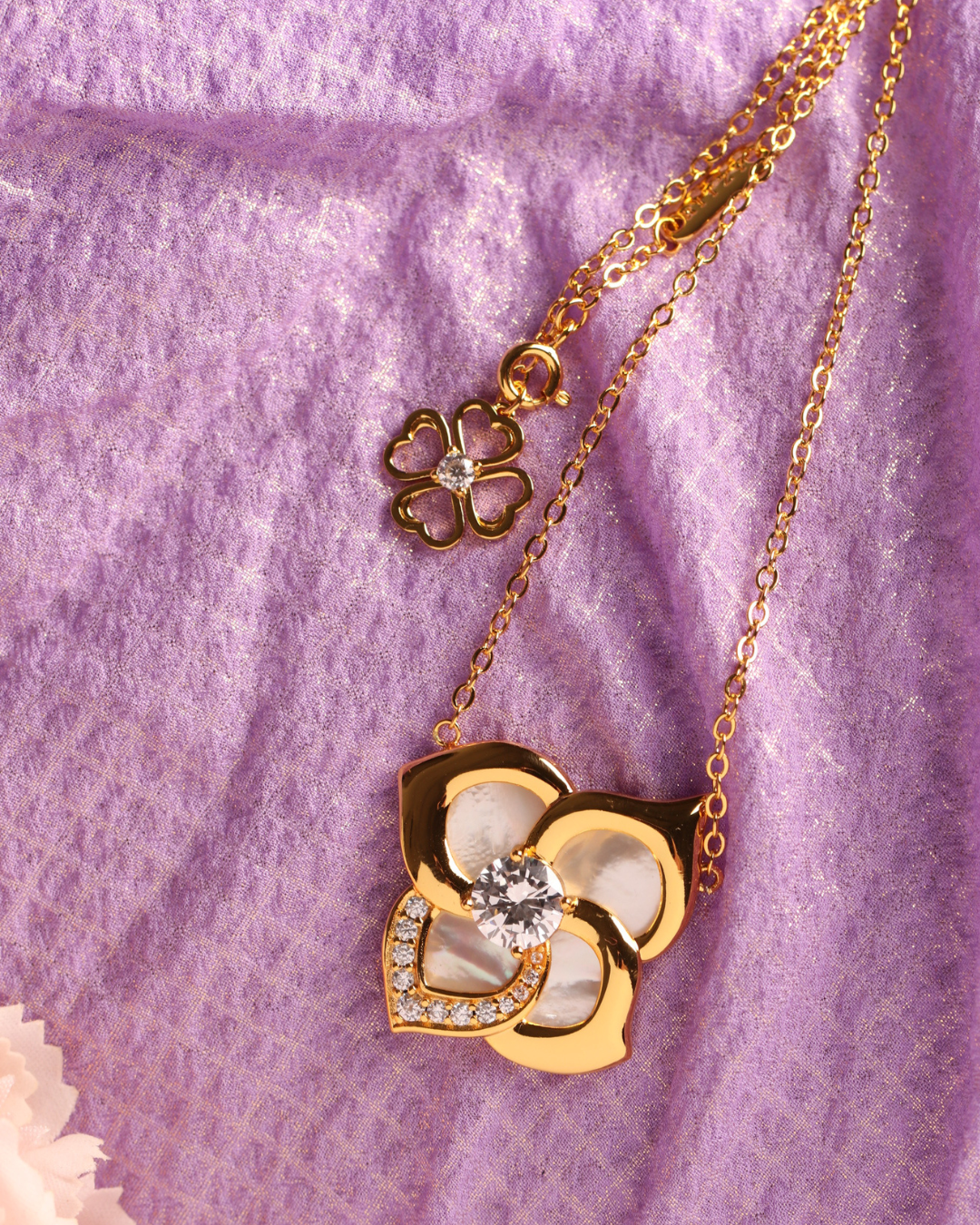 Pearl Rosa - necklace and earrings set