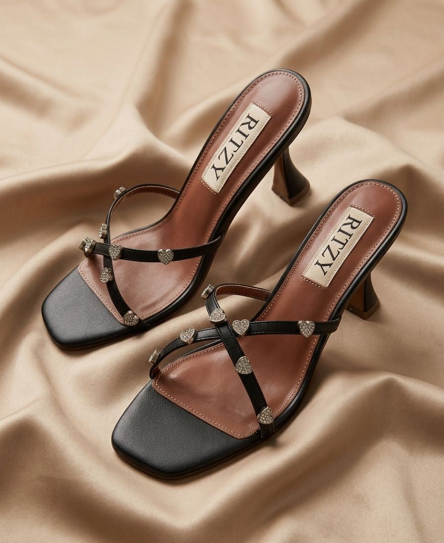 Heart heel - black