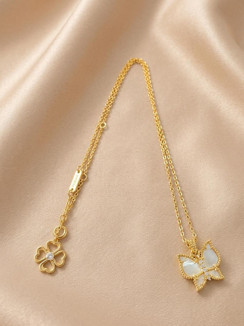 Julia Short Necklace - Pearl