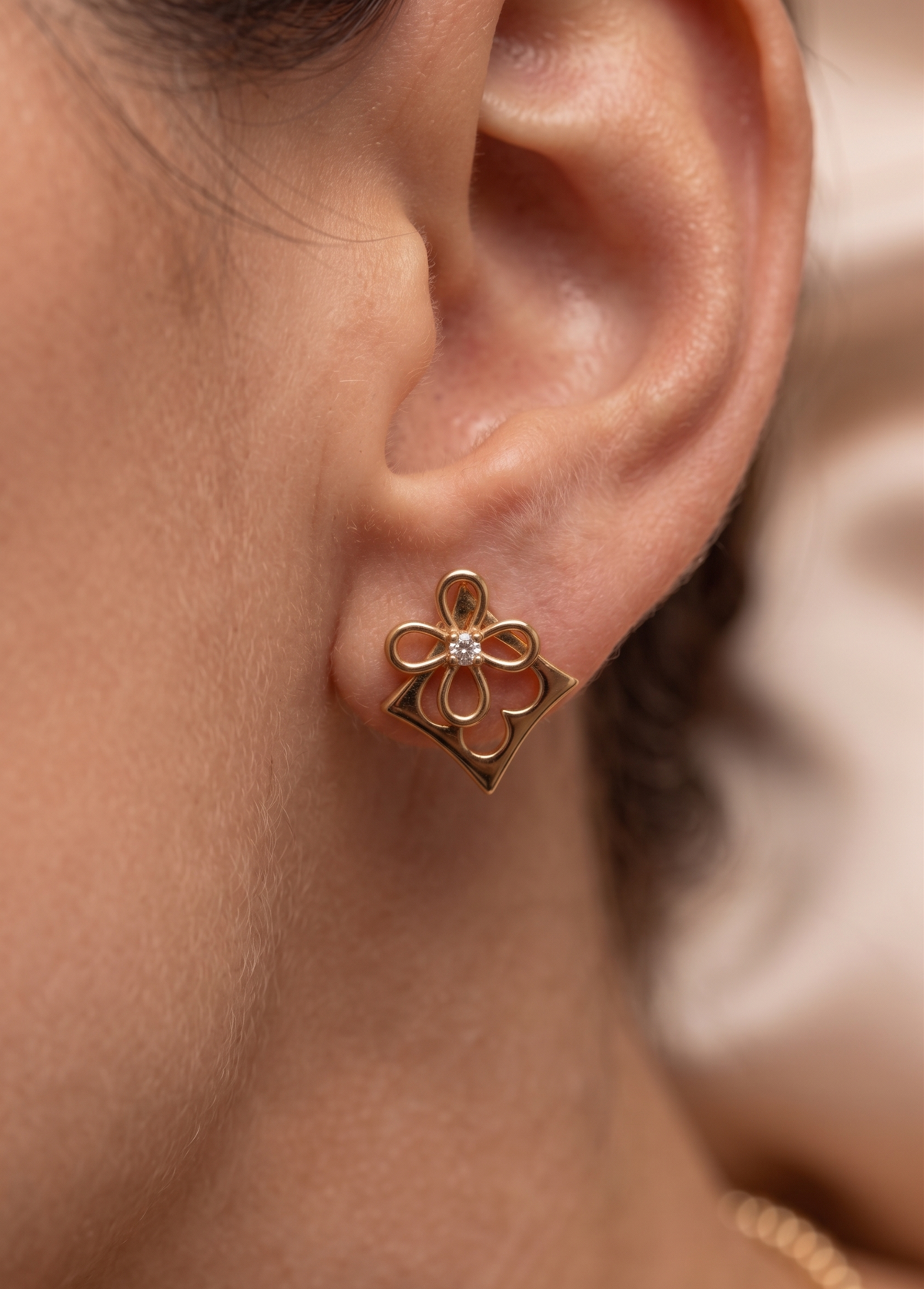 RITZY CLASSIC -Earrings