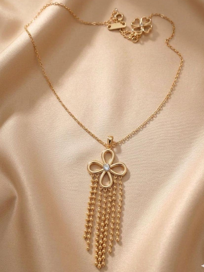 Golden Bloom Short Necklace