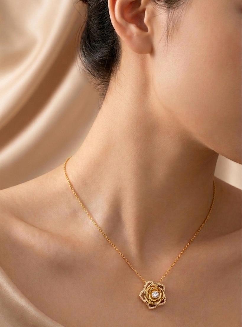 La Fleur- Short Necklace