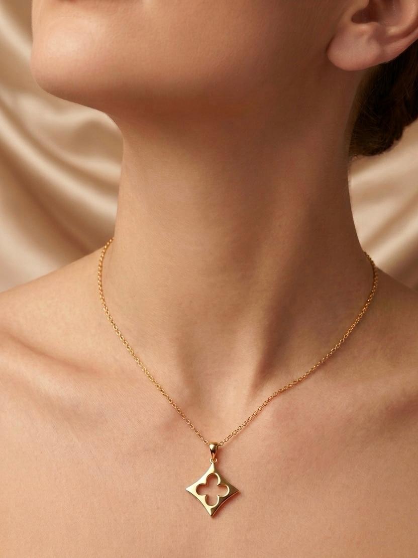 RITZY CLASSIC - Short Necklace
