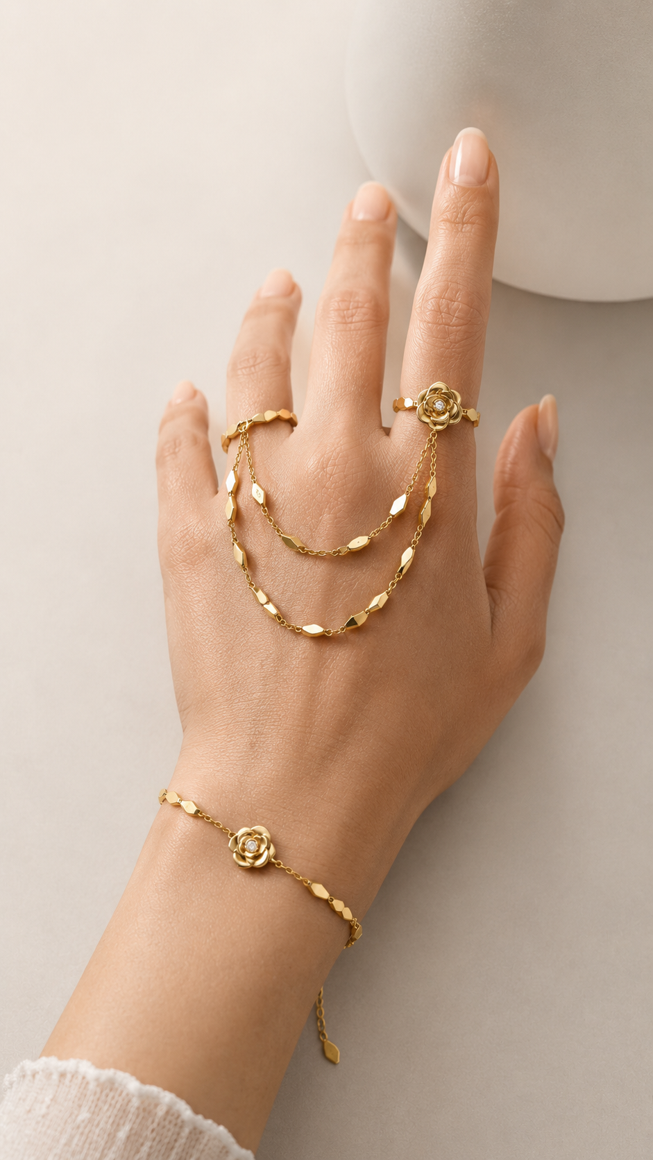 Shahad Double Ring with Chains