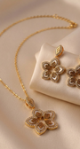 Pearl Doré Neklace and Earrings Set