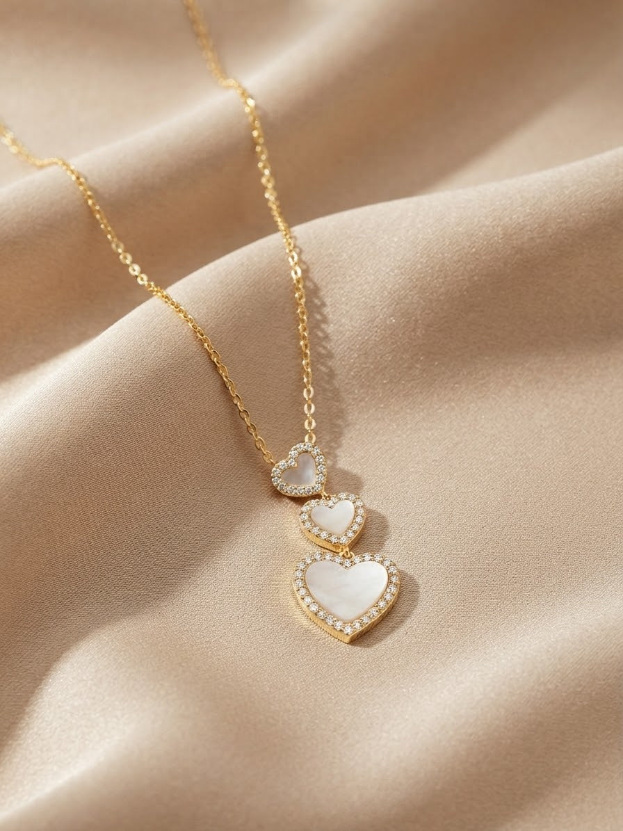 BR 10 - NECKLACE