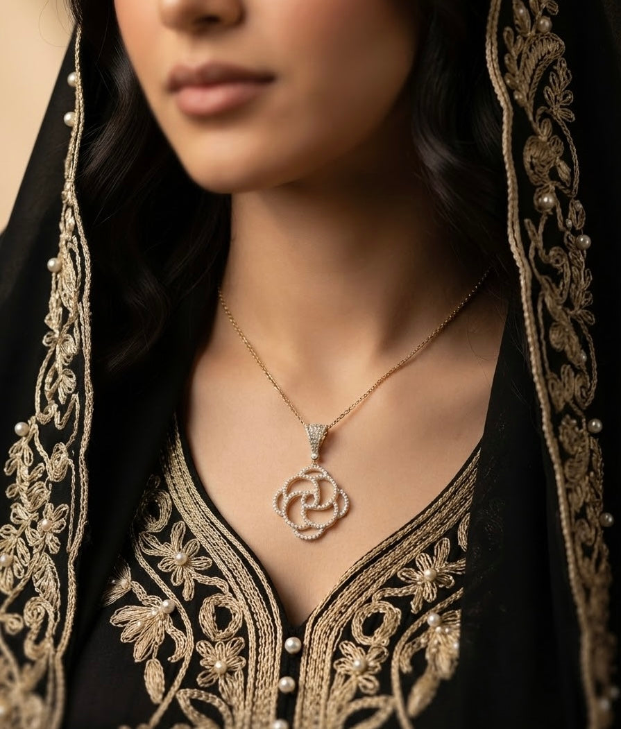 Shiny Flora Necklace