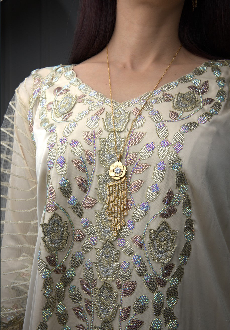 Ward Pendant Necklace