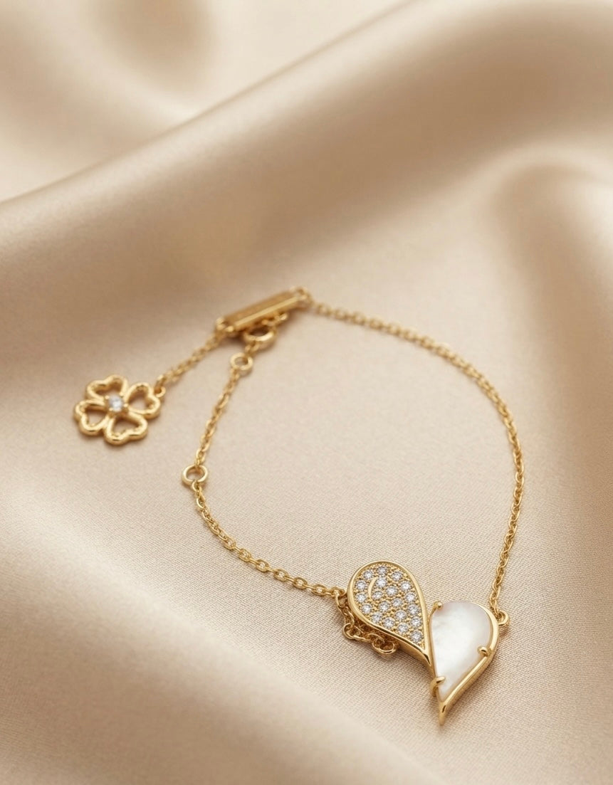 Blooming Love bracelet by Ritzy