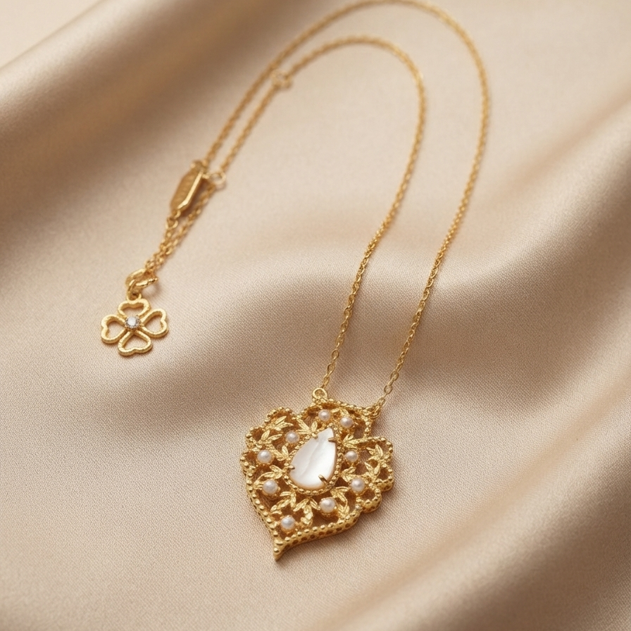 Dana Al Dora pearl short necklace by Ritzy