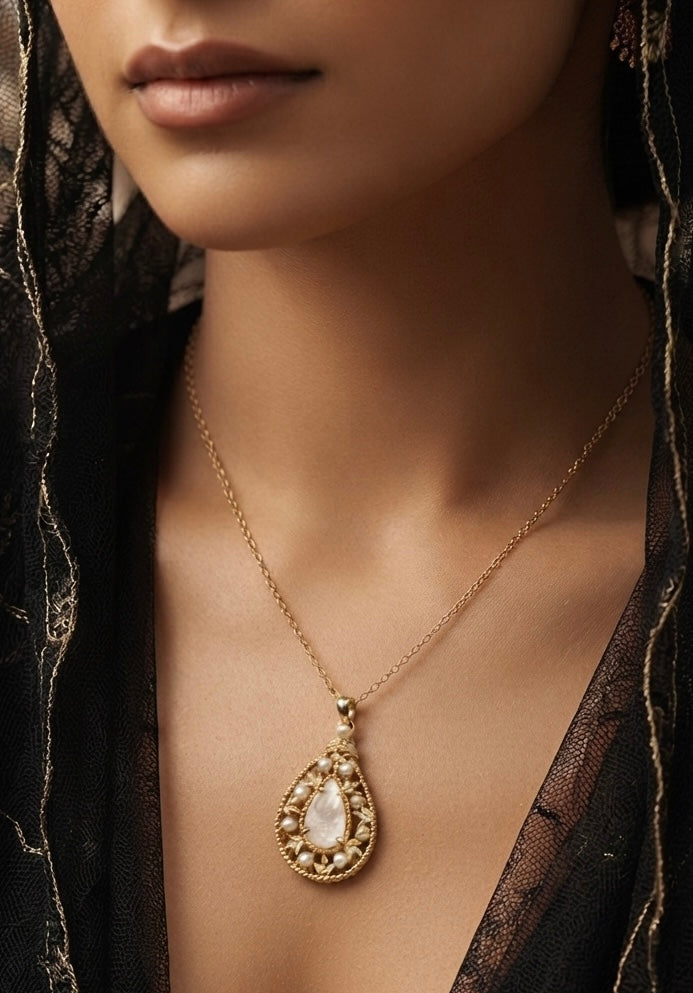 Dana pearl short necklace by Ritzy — view 2