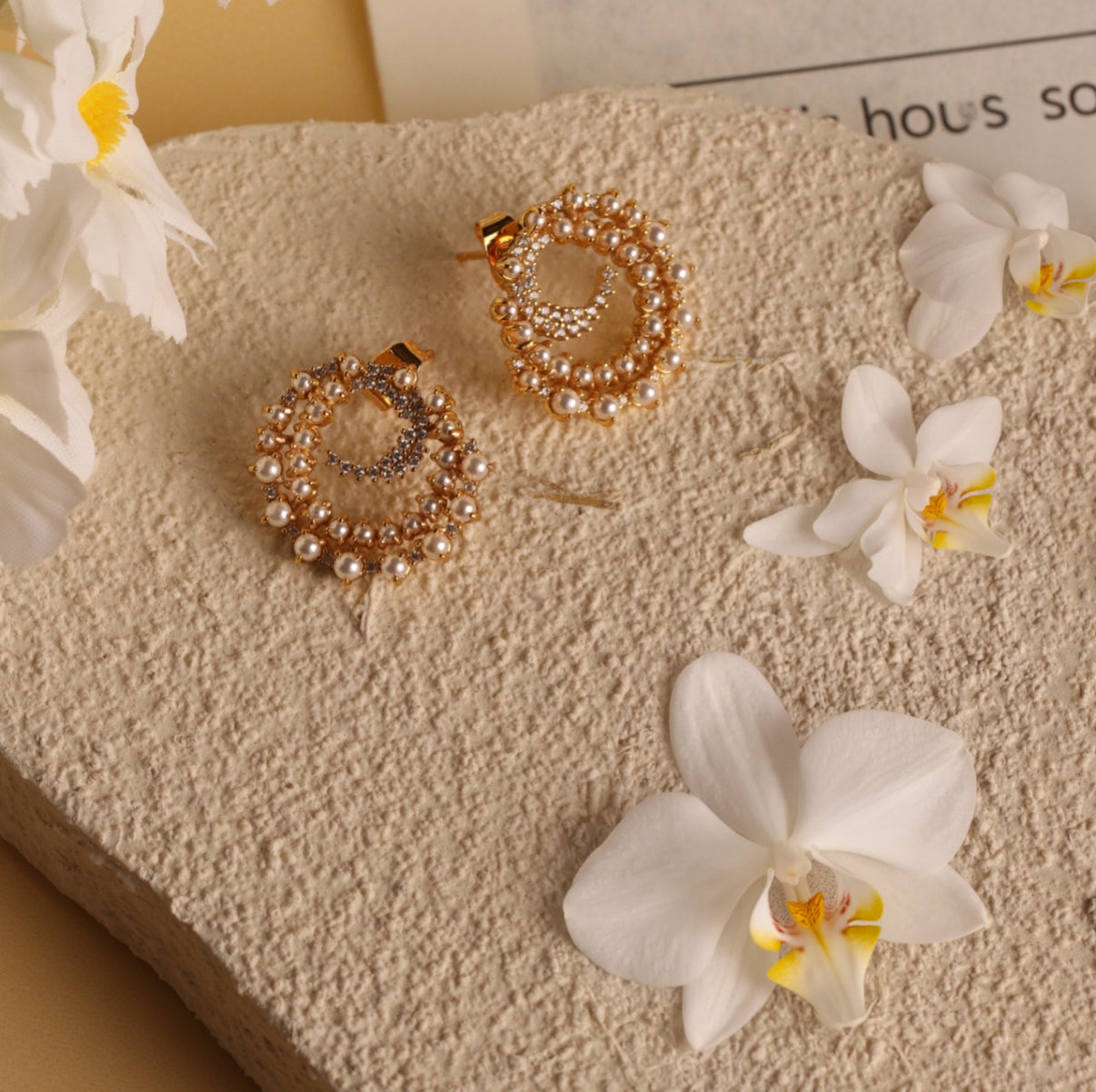 Pearl Glow Earrings