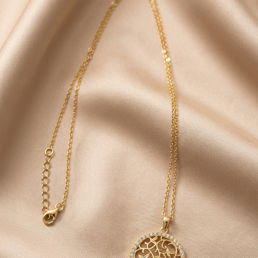 Glow Circle necklace by Ritzy
