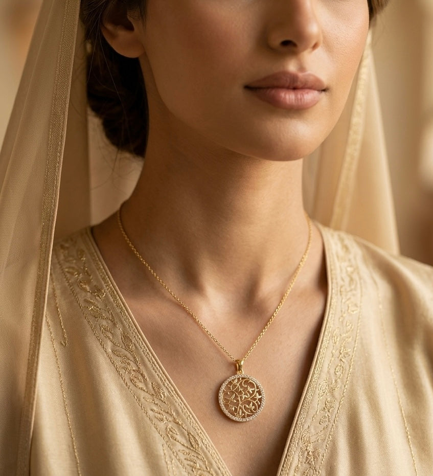 Glow Circle necklace by Ritzy — view 2