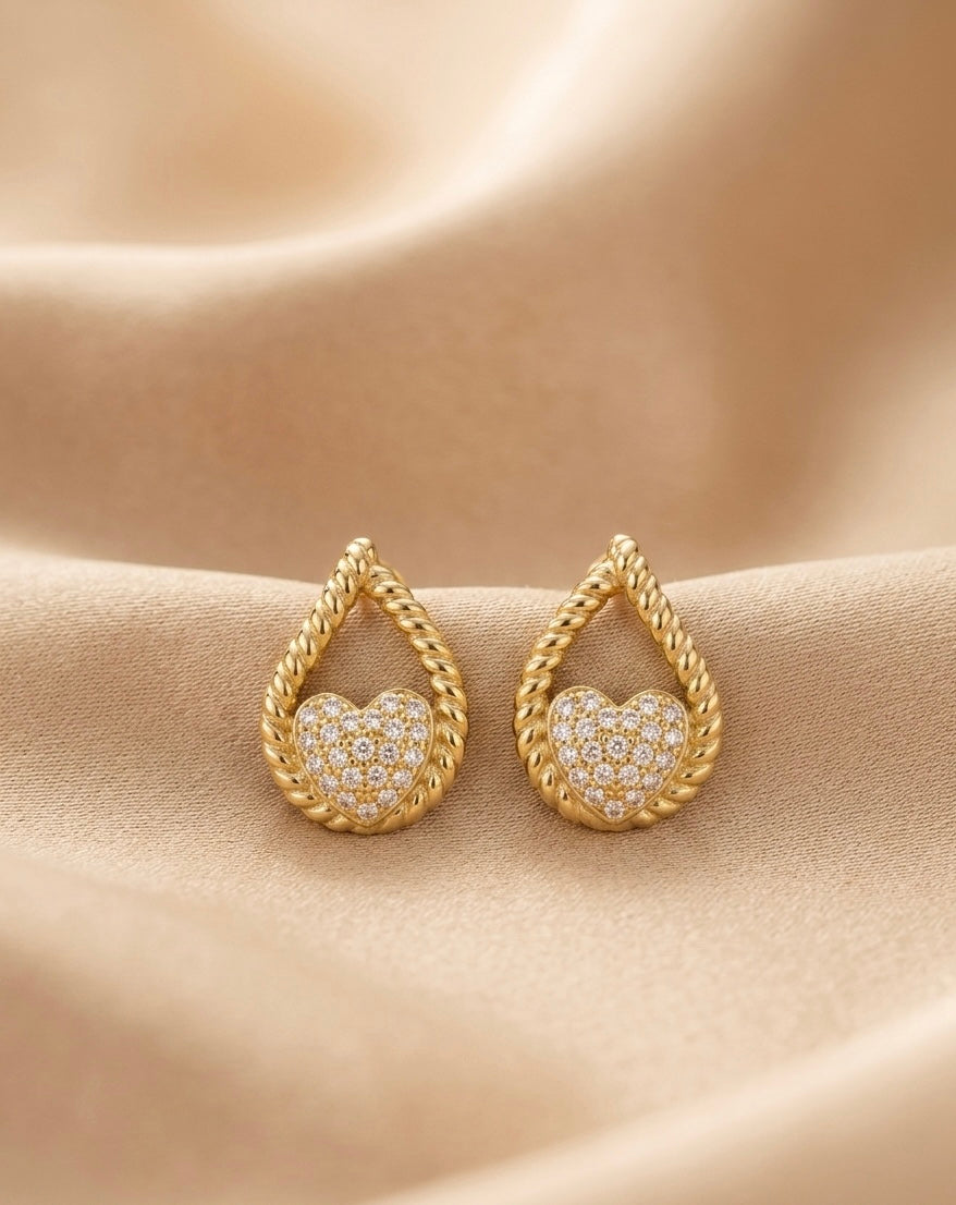 Glowing Drop earrings by Ritzy