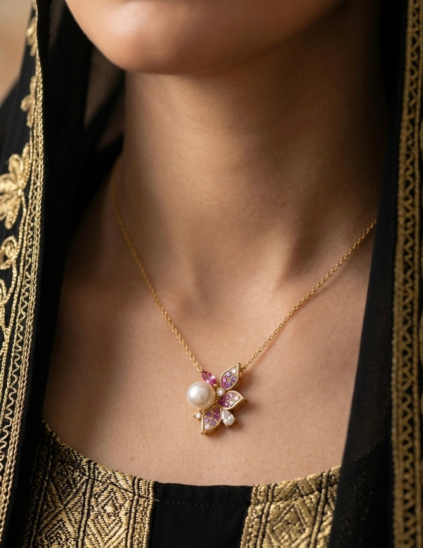 Glowing Flower necklace by Ritzy — view 2