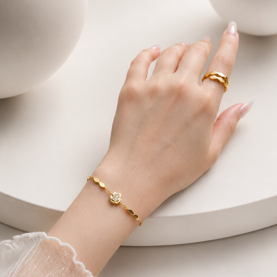 Shahad Spiral Ring