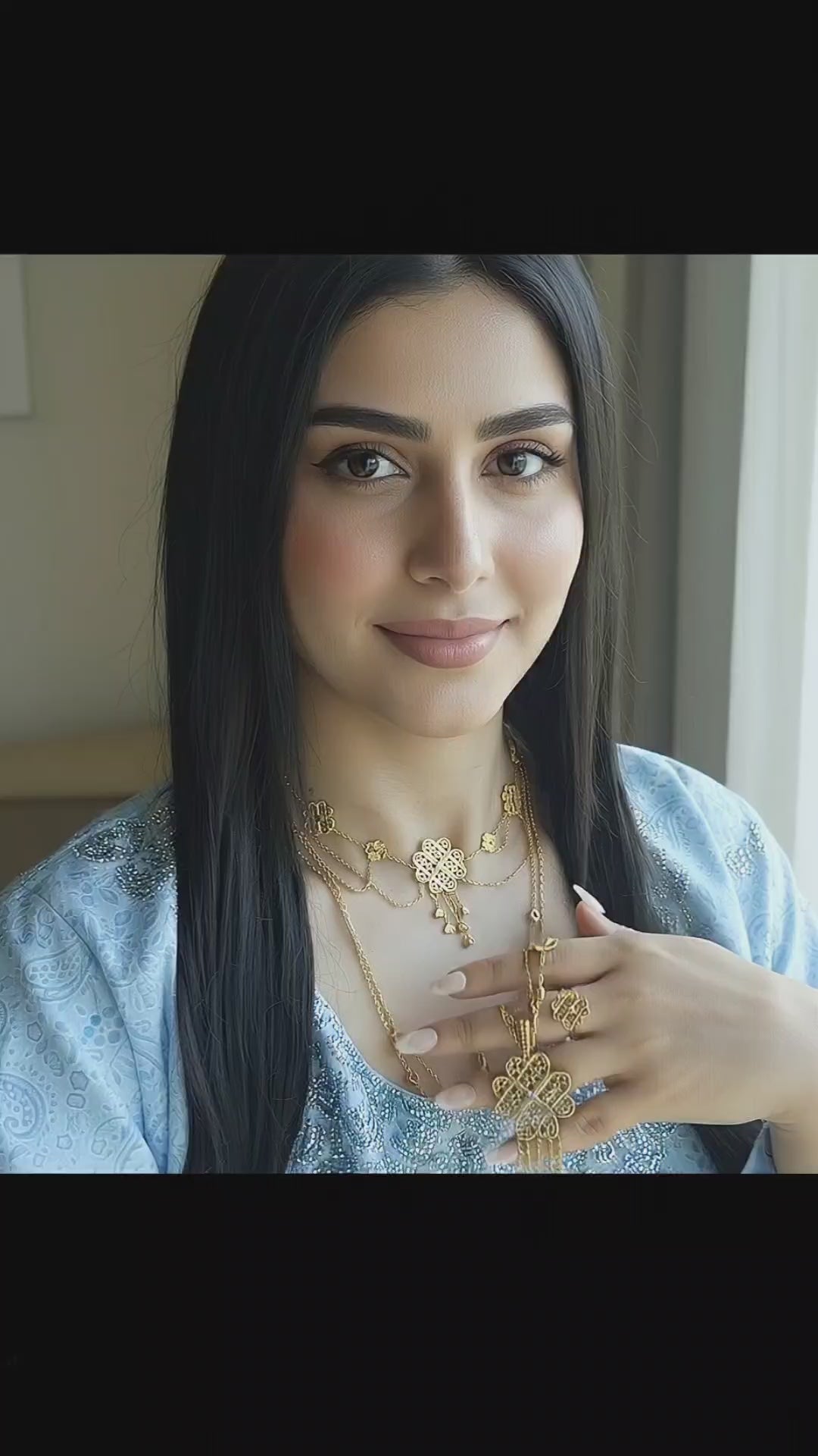 Signature Heritage Choker