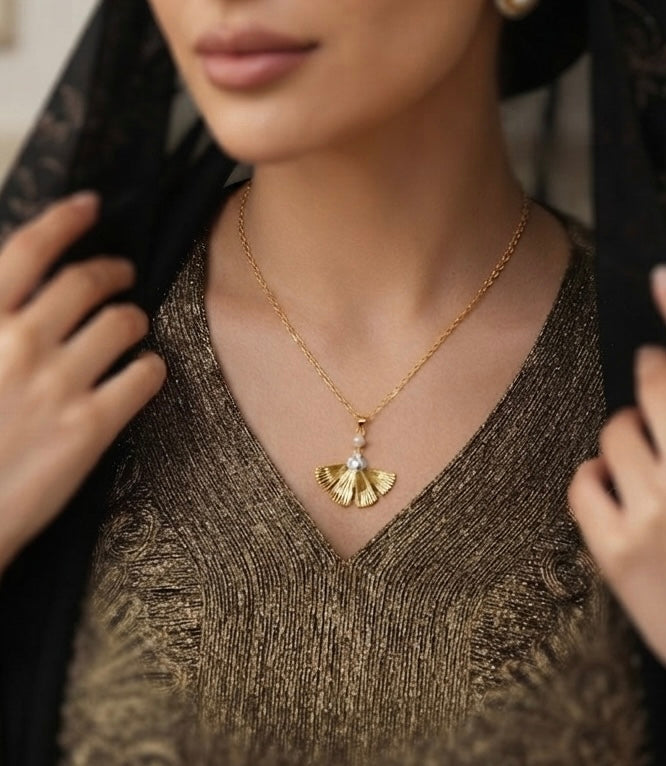 Rosa short necklace by Ritzy — view 2