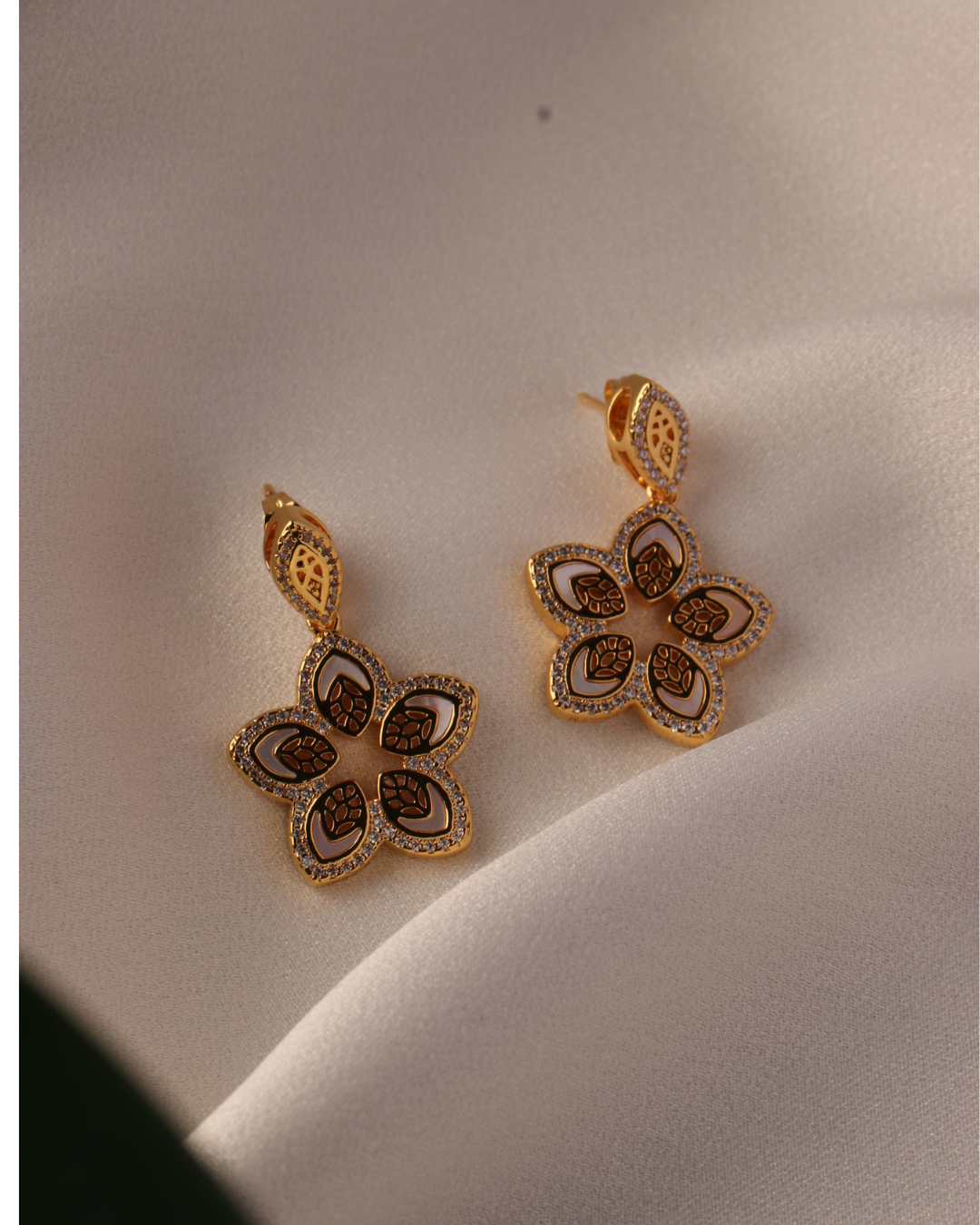 Pearl Doré Earrings