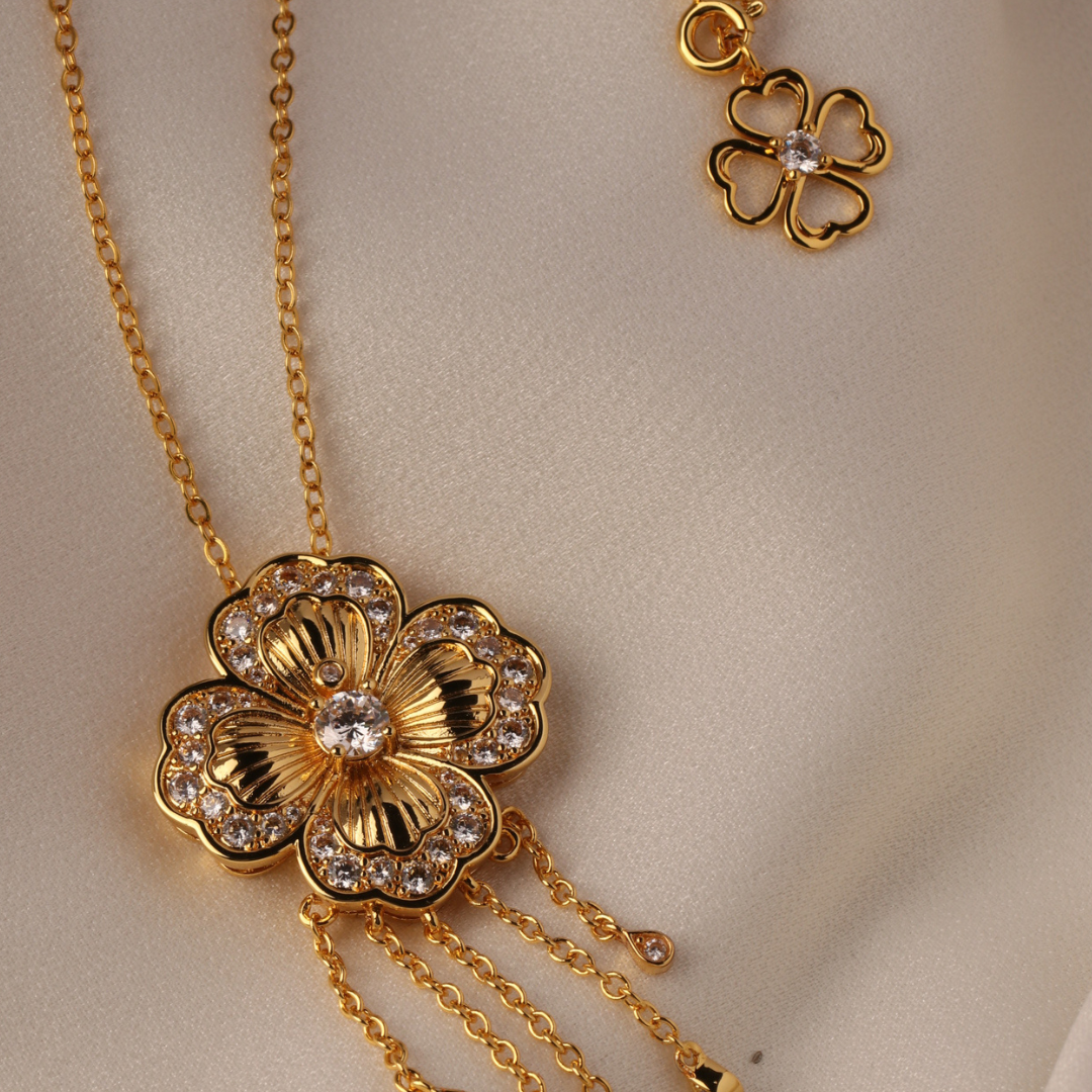 Golden Flora long necklace