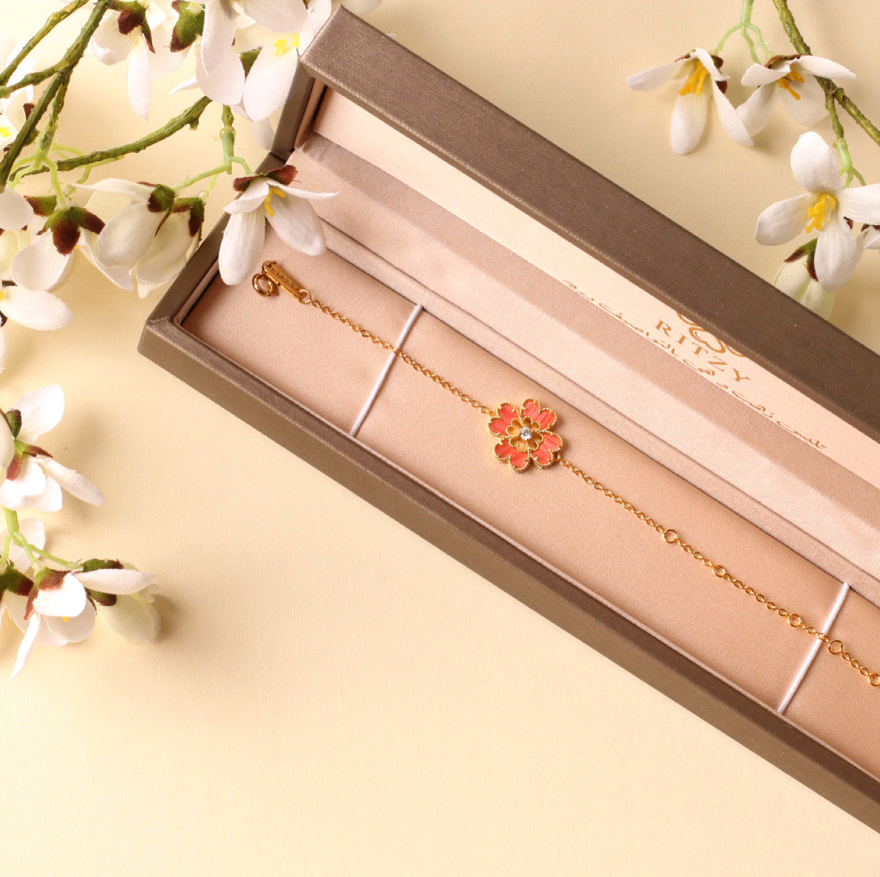 The Love Flower rhodochrosite bracelet, 18K gold plated
