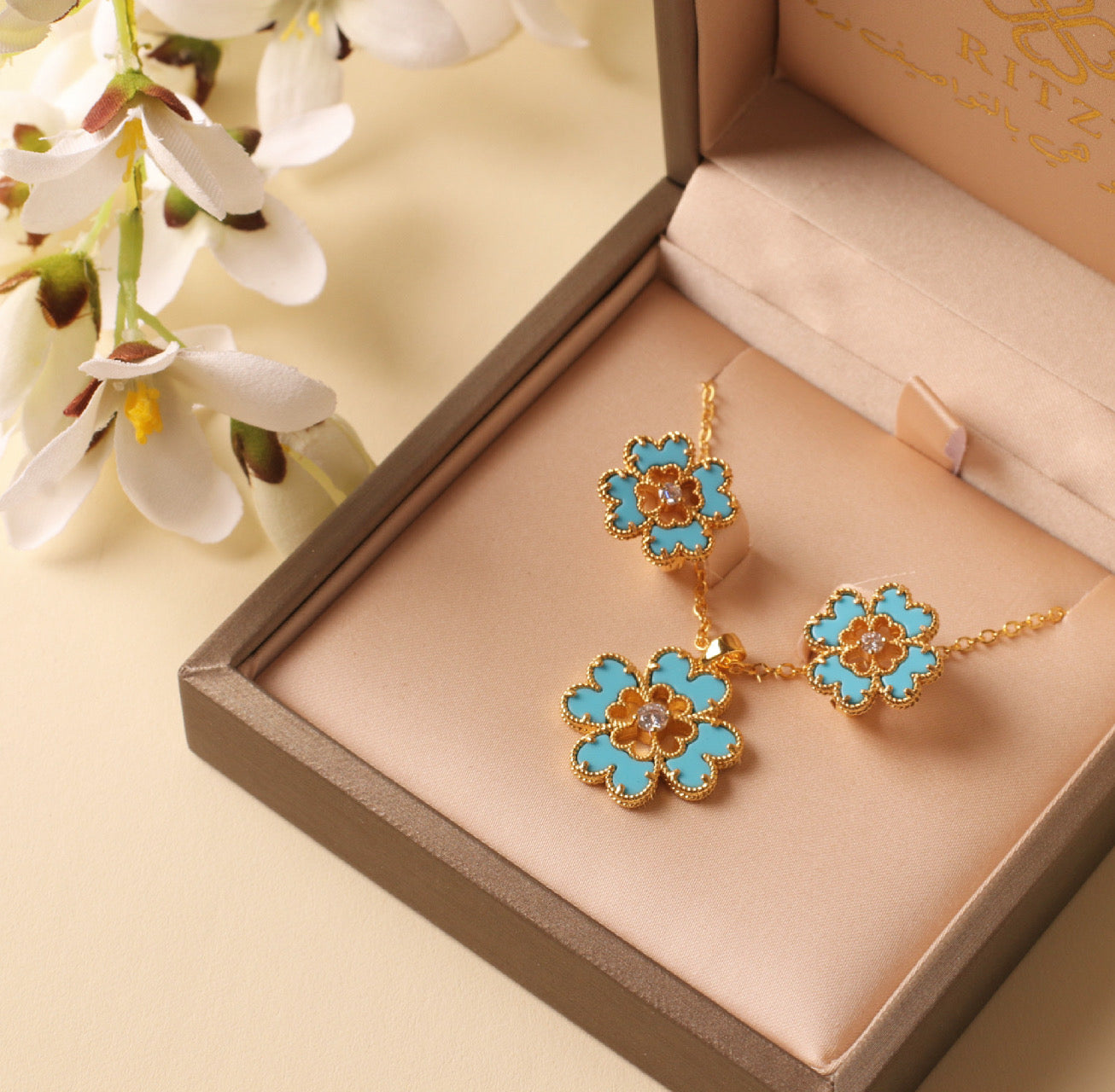The Love Flower Necklace & Earrings Set - Turquoise