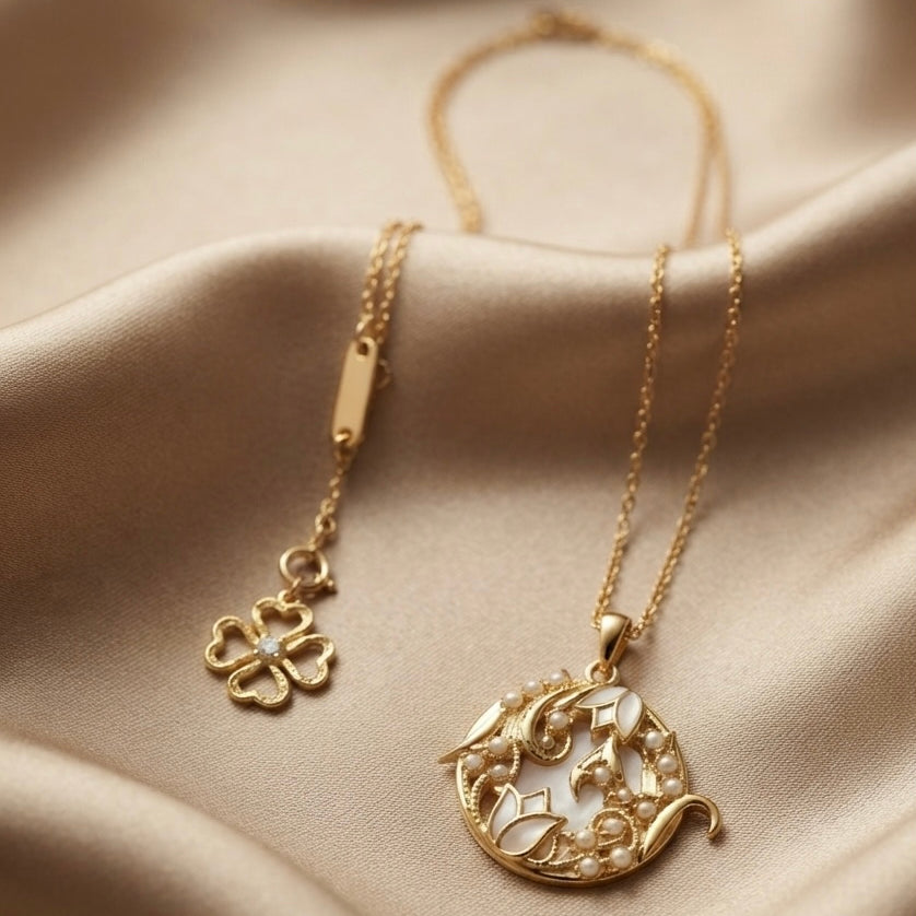 Tulip Garden short necklace by Ritzy