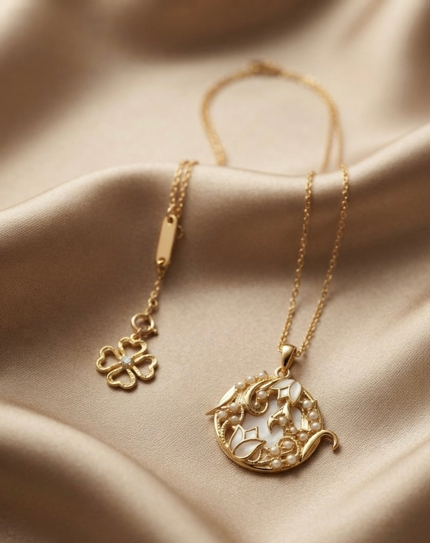 Tulip Garden short necklace by Ritzy
