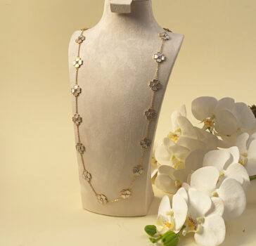 FLOWER OF PEARL - 20 Flowers Long necklace