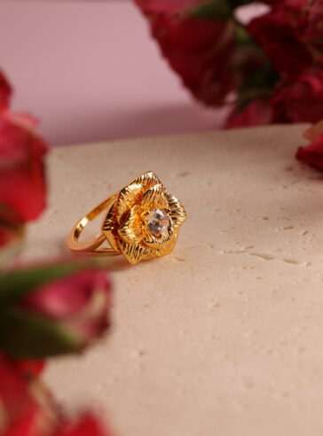 Golden petals - Ring