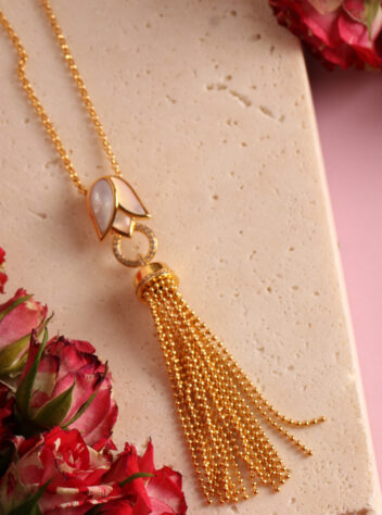 THE LOVE - GOLDEN PEARLS- long necklace
