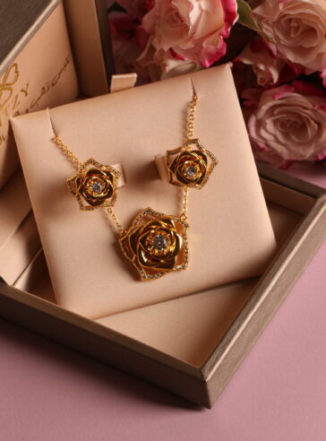 La fleur - necklace and earrings set