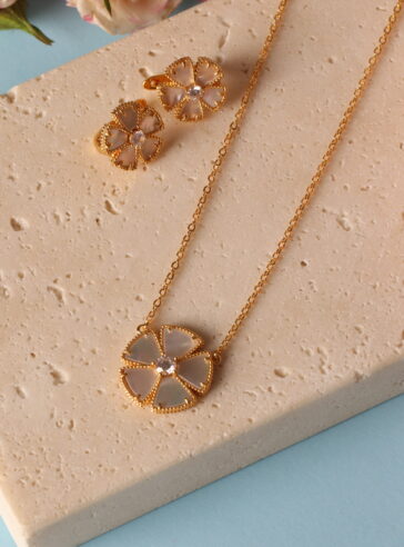 Daisy - Necklace & Earrings Set