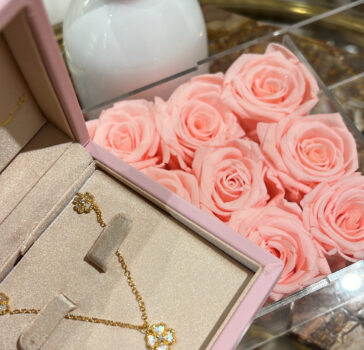 Rose baby set with flower box